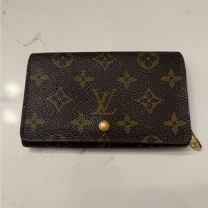 GUC Louis Vuitton LV Brown Monogram Snap Wallet